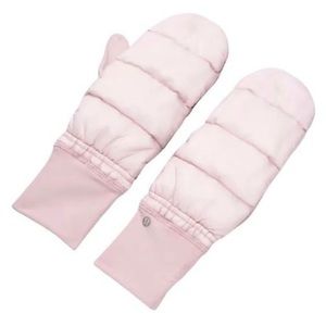 Lululemon Pinnacle Warmth Mittens, Size M, Pink